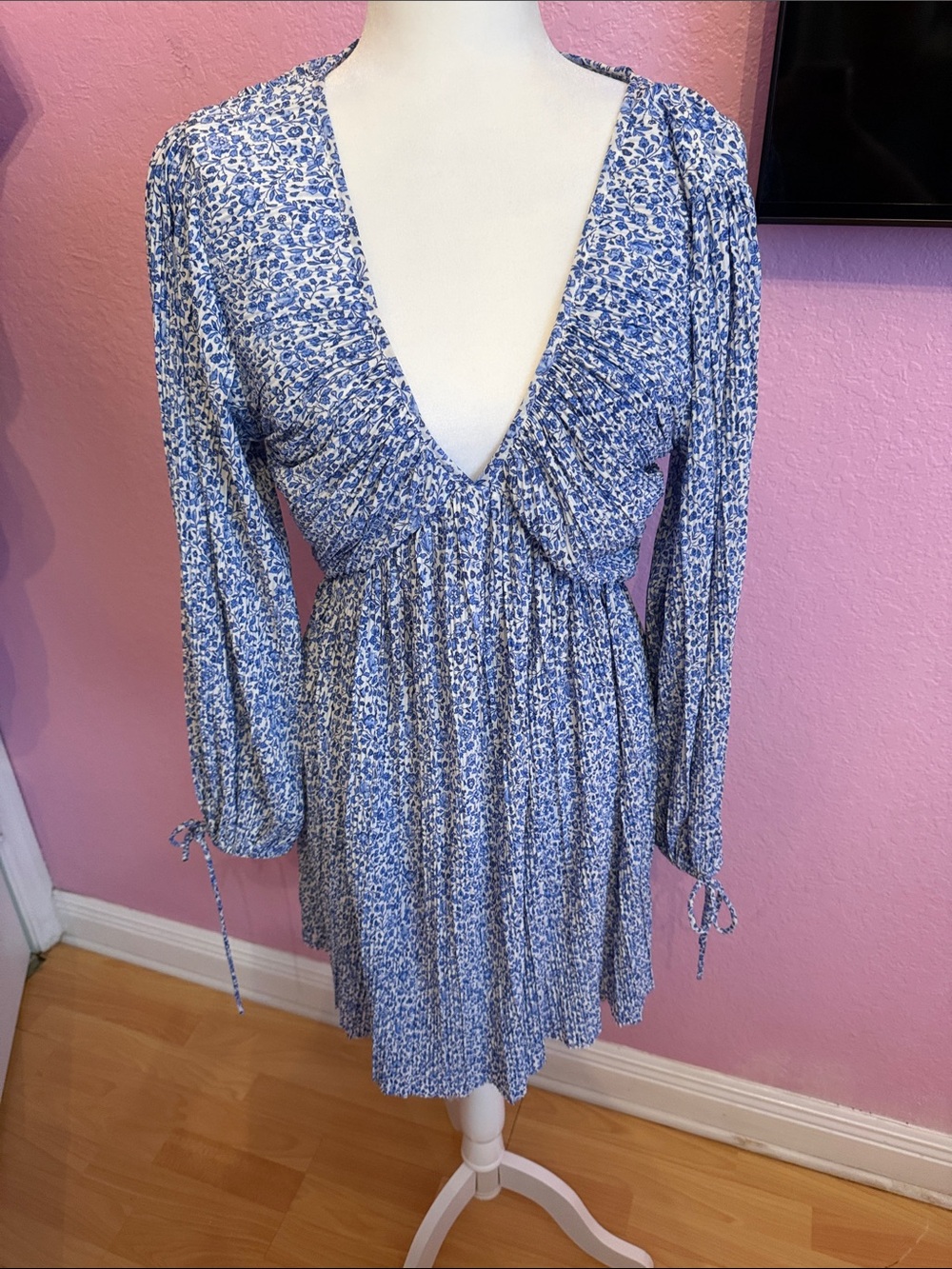 H&M Blue Floral Deep V Mini Dress